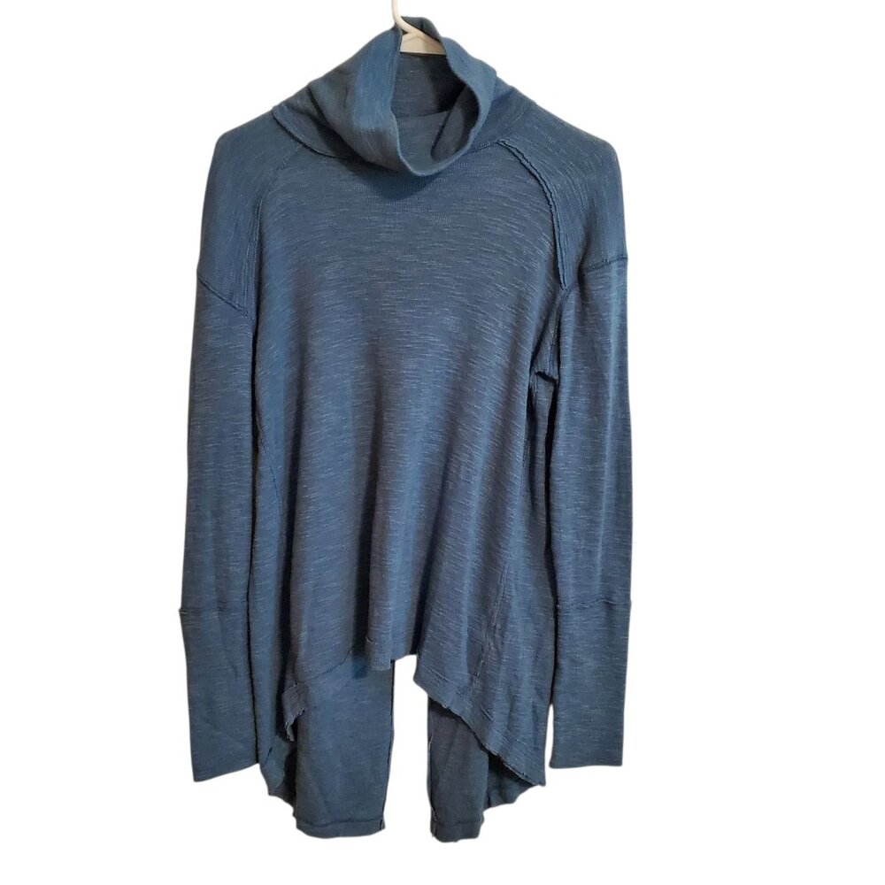 We the Free People Blue Teal‎ Color Turtle Neck Split Back Distressed Sweater S
